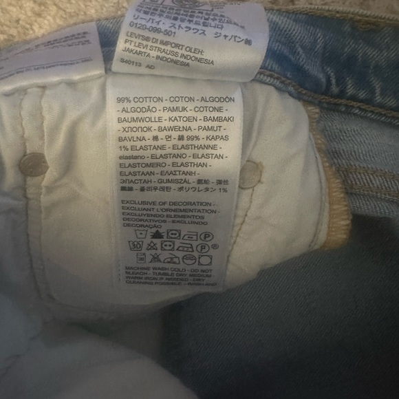 NWT Levi's Women's 501 Light Blue Skinny Jeans - Picture 5 of 6